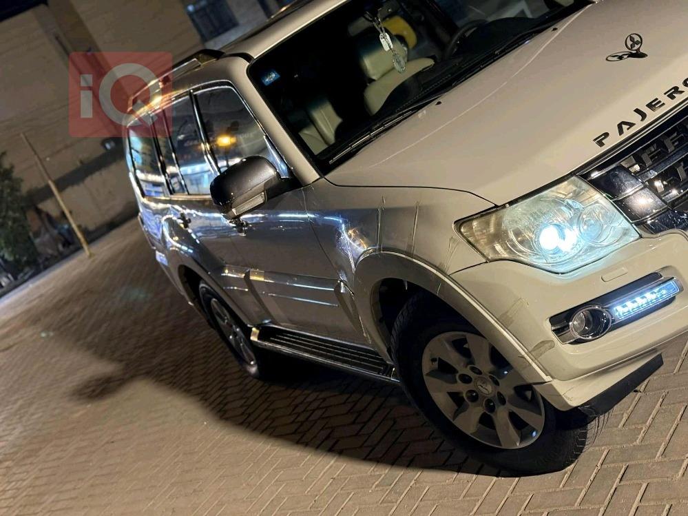 ميتسوبيشي باجيرو